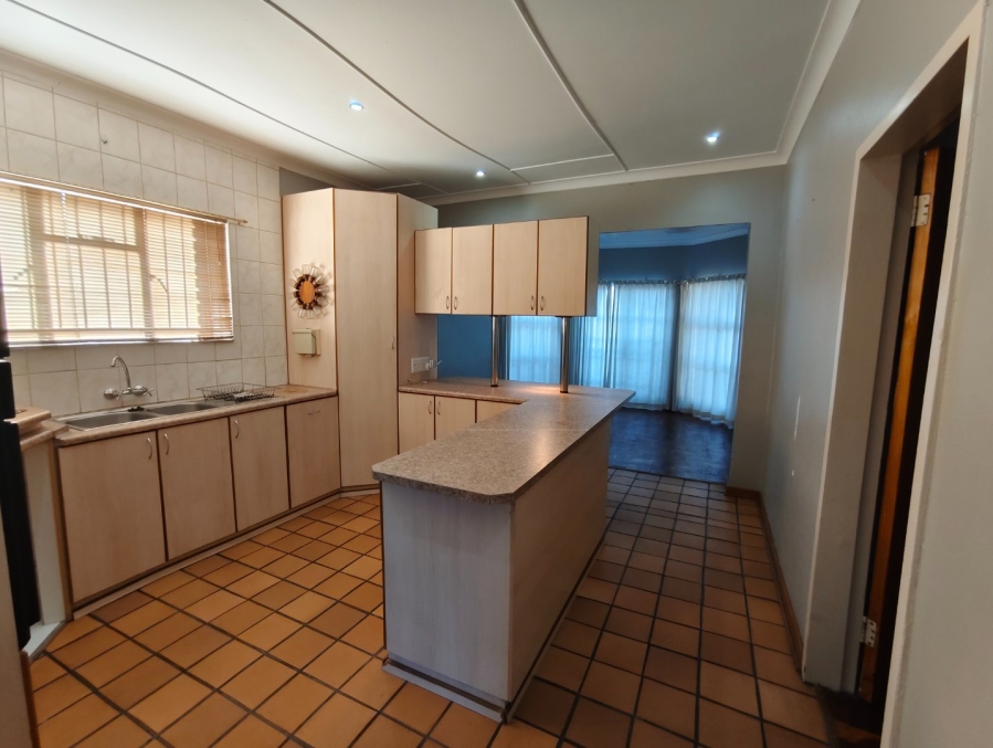 To Let 2 Bedroom Property for Rent in Fleurdal Free State